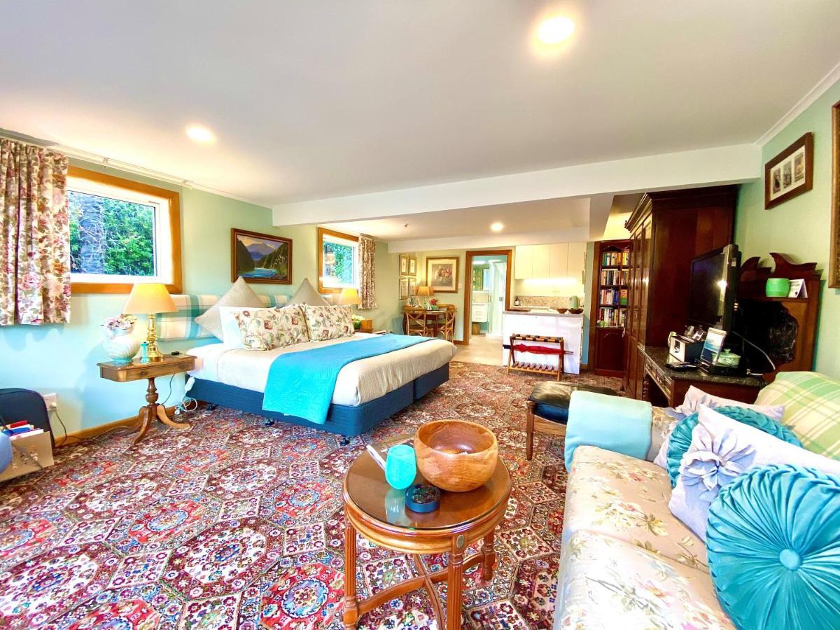 Bed & Breakfast Ah House City B&B Nelson 4*