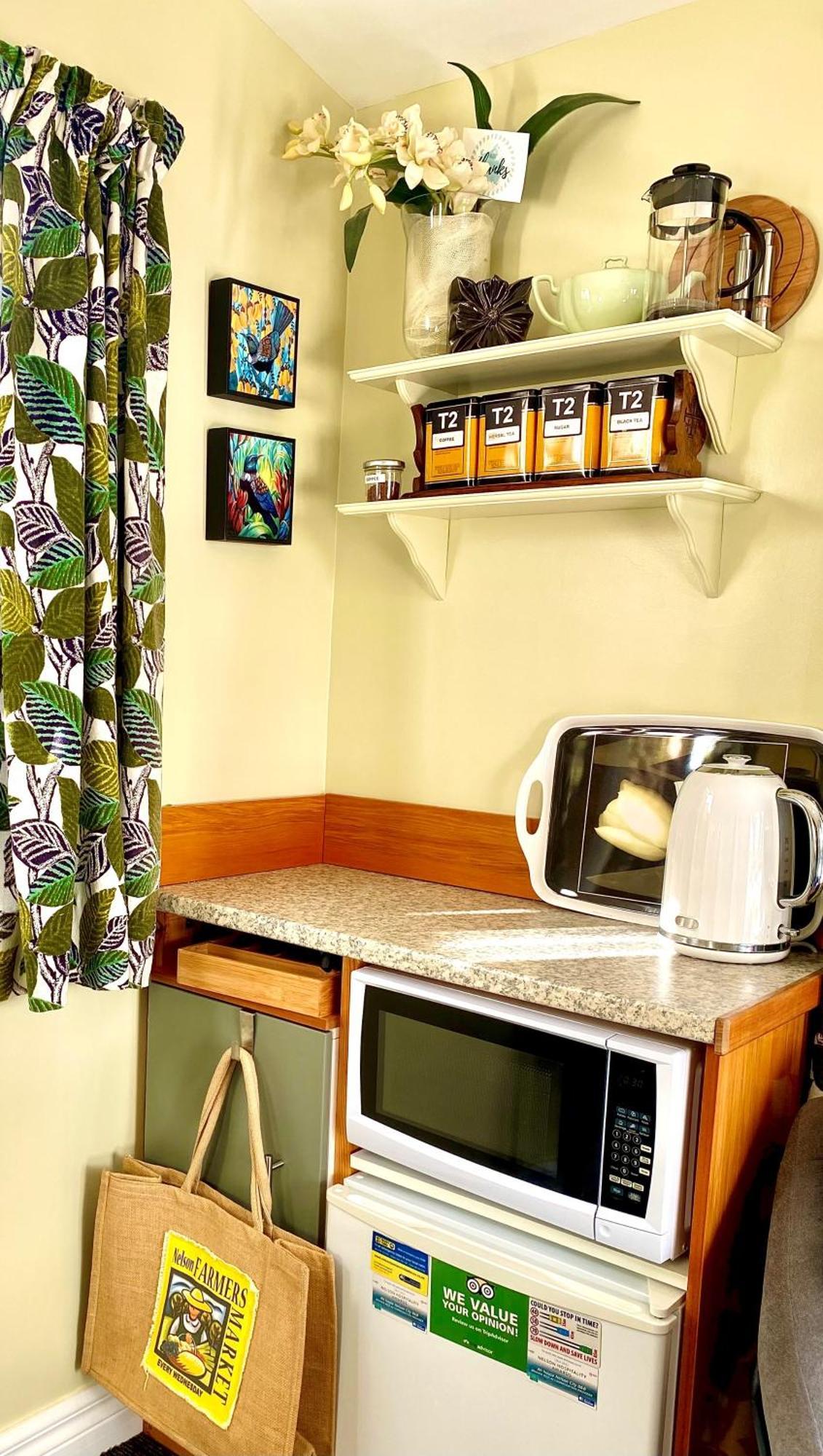 Ah House City B&B Nelson Bed & Breakfast Nelson